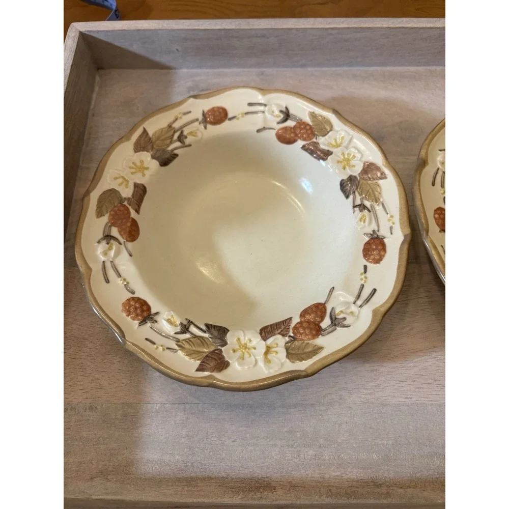 Metlox Poppytrail-AUTUMN BERRY Set Of 2‎ Bowls 8 Inches Wide